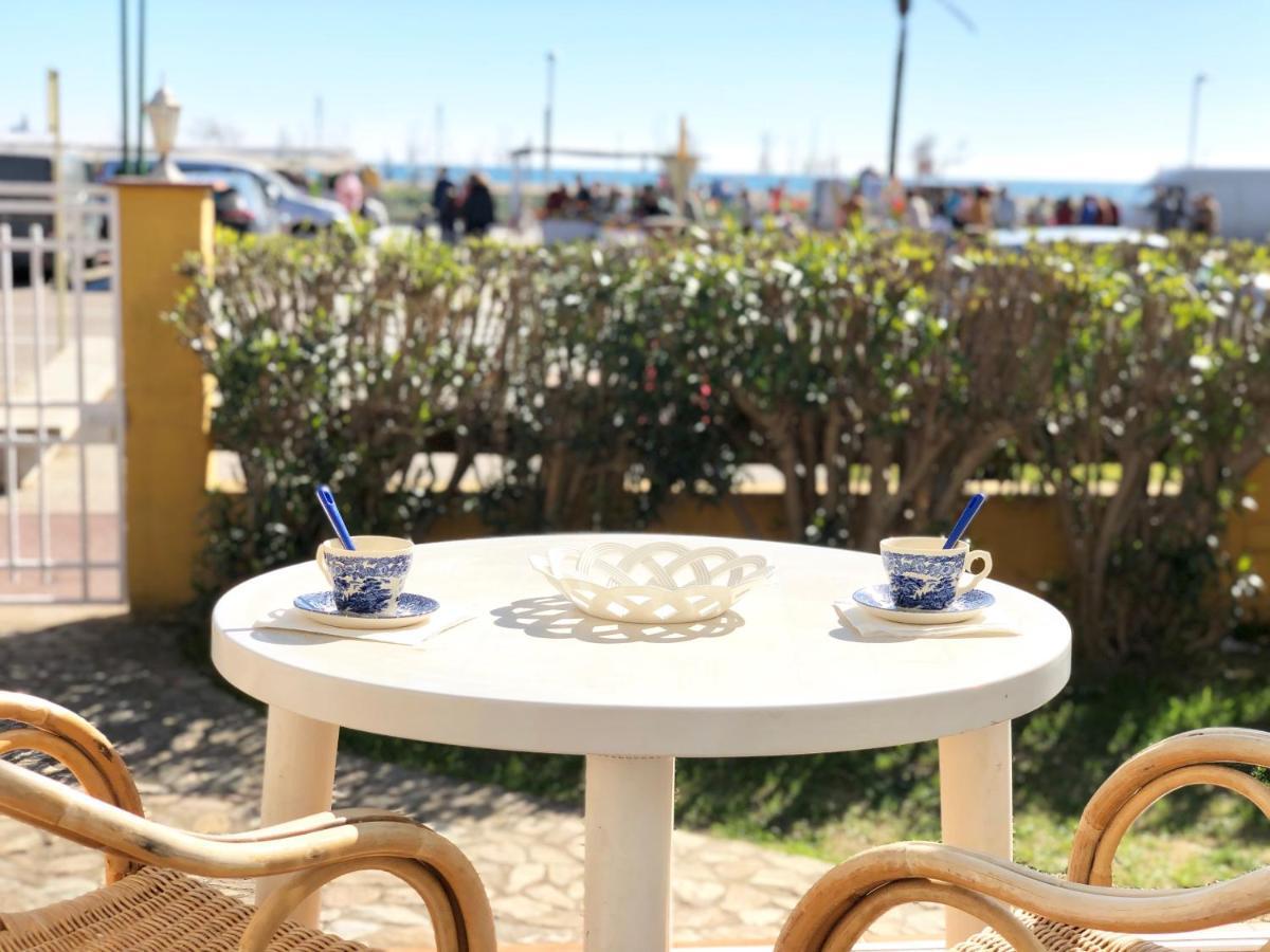 Apartament Amb Jardi A La Platja D'เอมปูเรียบราบา ภายนอก รูปภาพ